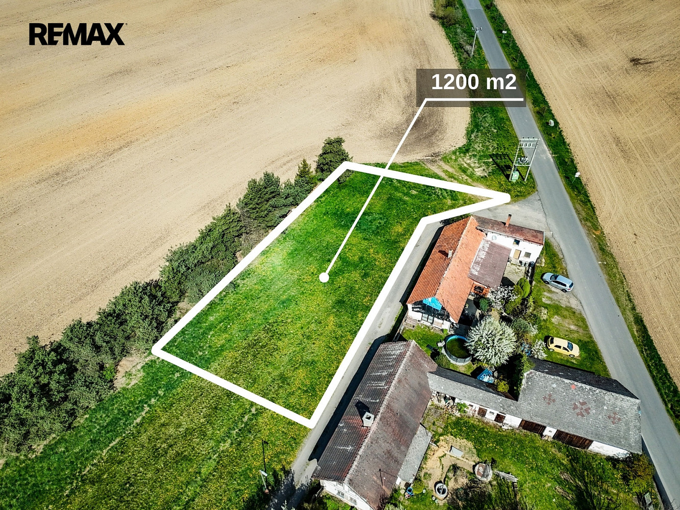 Prodej stavebního pozemku 1 200 m² – fotografie 2