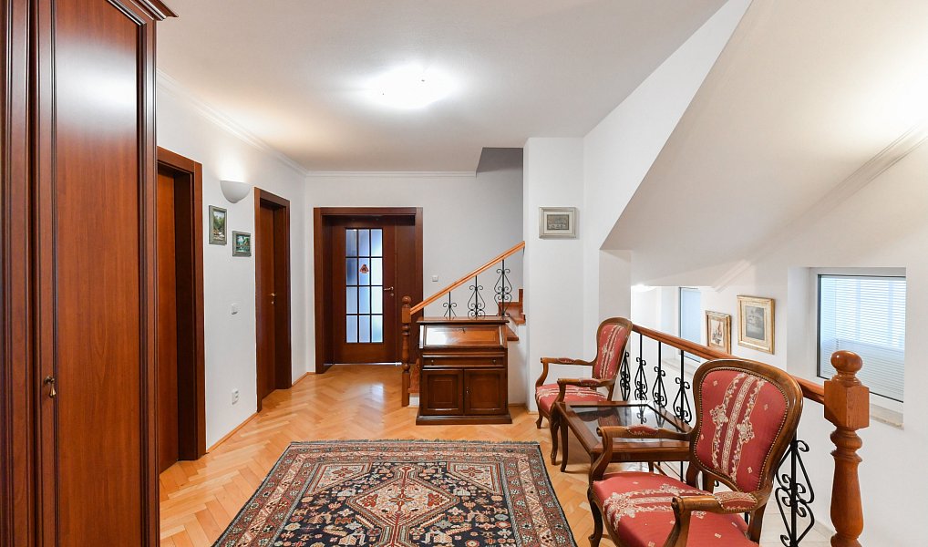 Prodej komerčního objektu (jiného typu) 665 m², Praha – náhled fotky 10