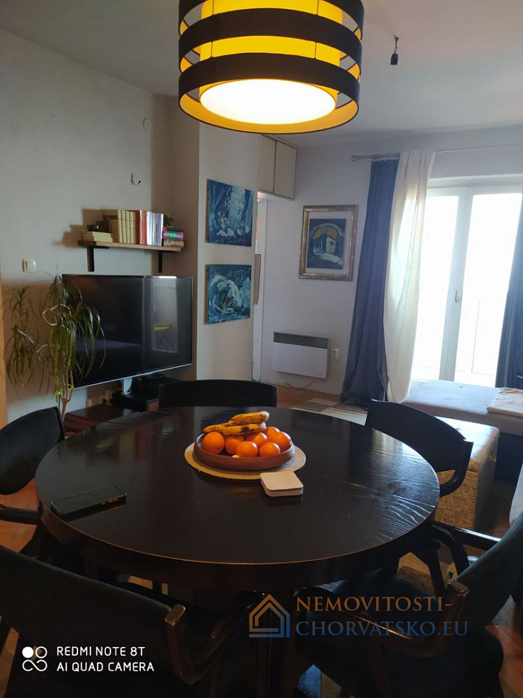 Prodej bytu 1+kk 54 m² – pohled 4