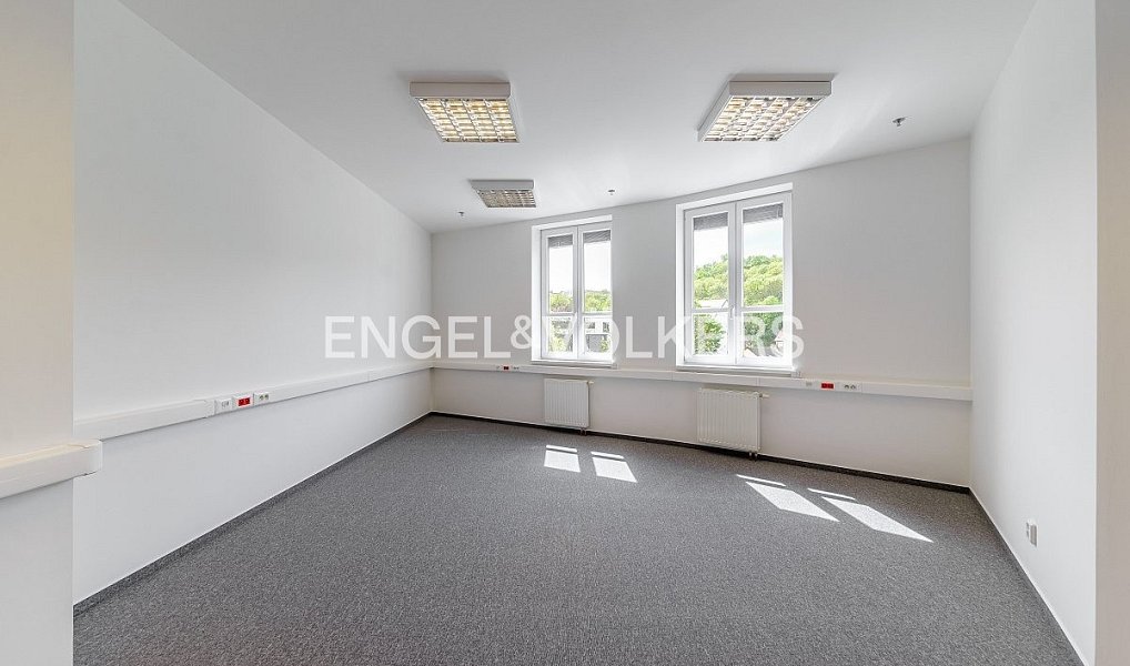 Pronájem kanceláře 34 m², Praha – náhled fotky 4