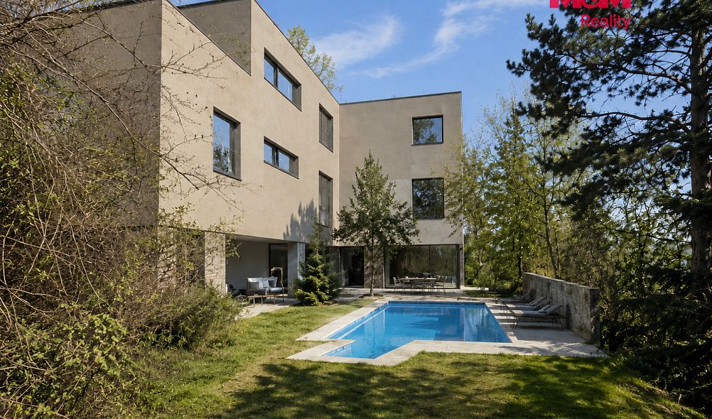 Prodej domu 336 m² s pozemkem 1 894 m², Praha – náhled fotky 11