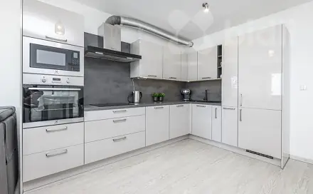 Prodej bytu 4+kk 96 m², U Parketárny, Unhošť, okres Kladno