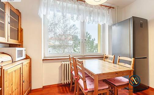 Prodej bytu 2+1 65 m², Větrná, Mikulov, okres Břeclav