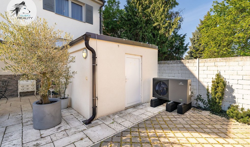Prodej ubytovacího objektu 319 m², Valtice – náhled fotky 35