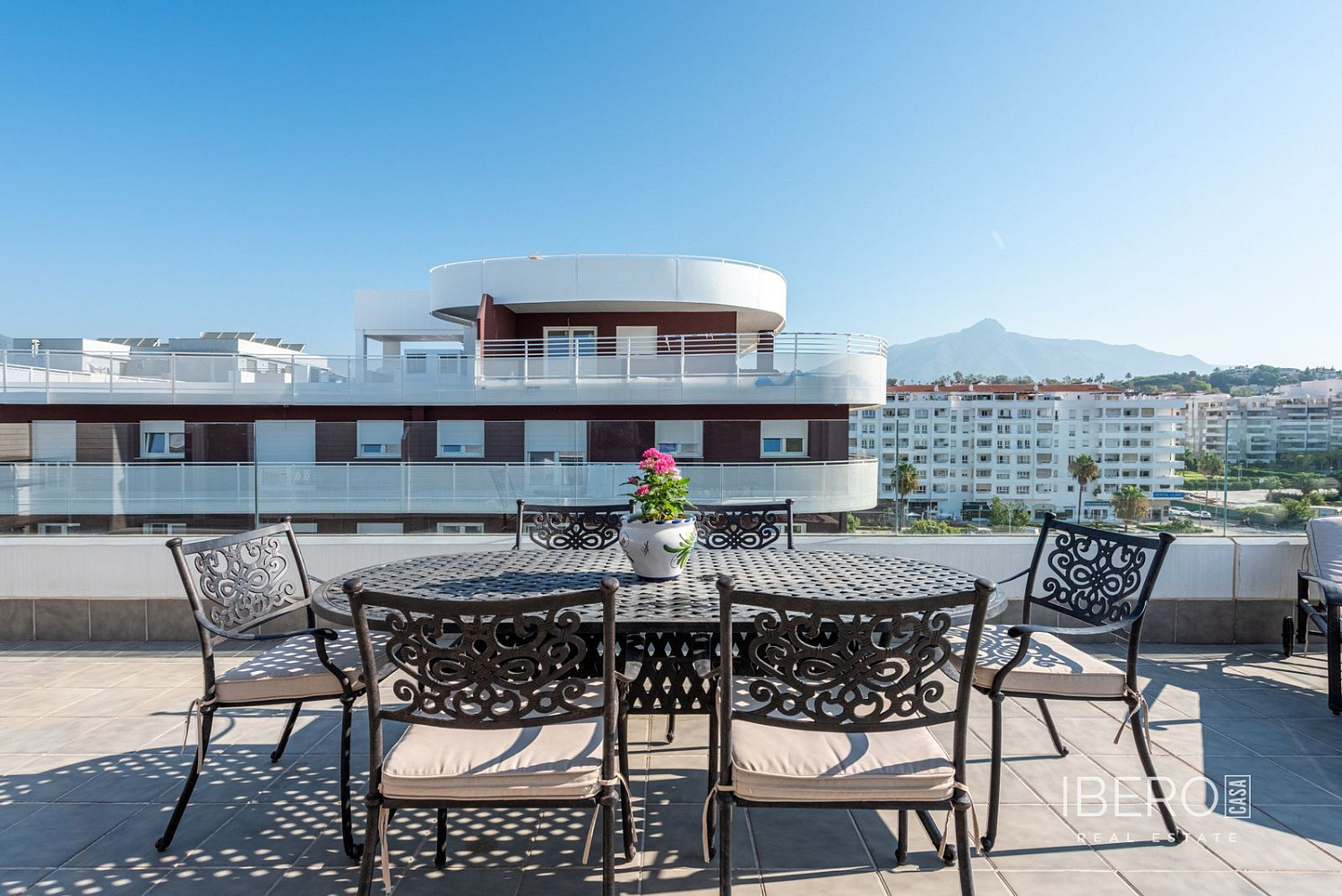 Piso 4+kk – Marbella, Nueva Andalucía - Vista 4