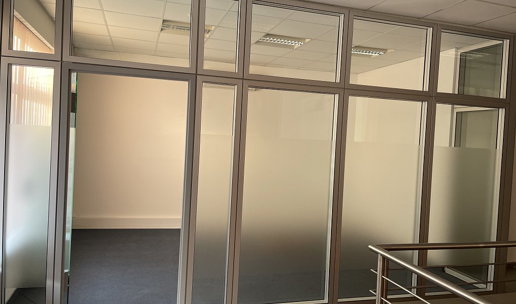 Pronájem obchodních prostor 280 m², Praha – náhled fotky 7
