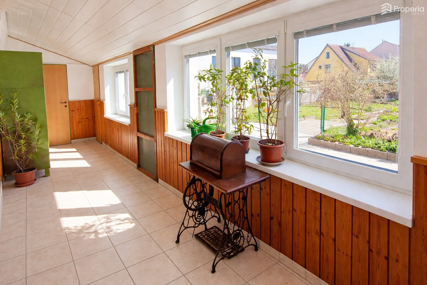 Prodej domu 120 m² s pozemkem 529 m² – fotografie 2
