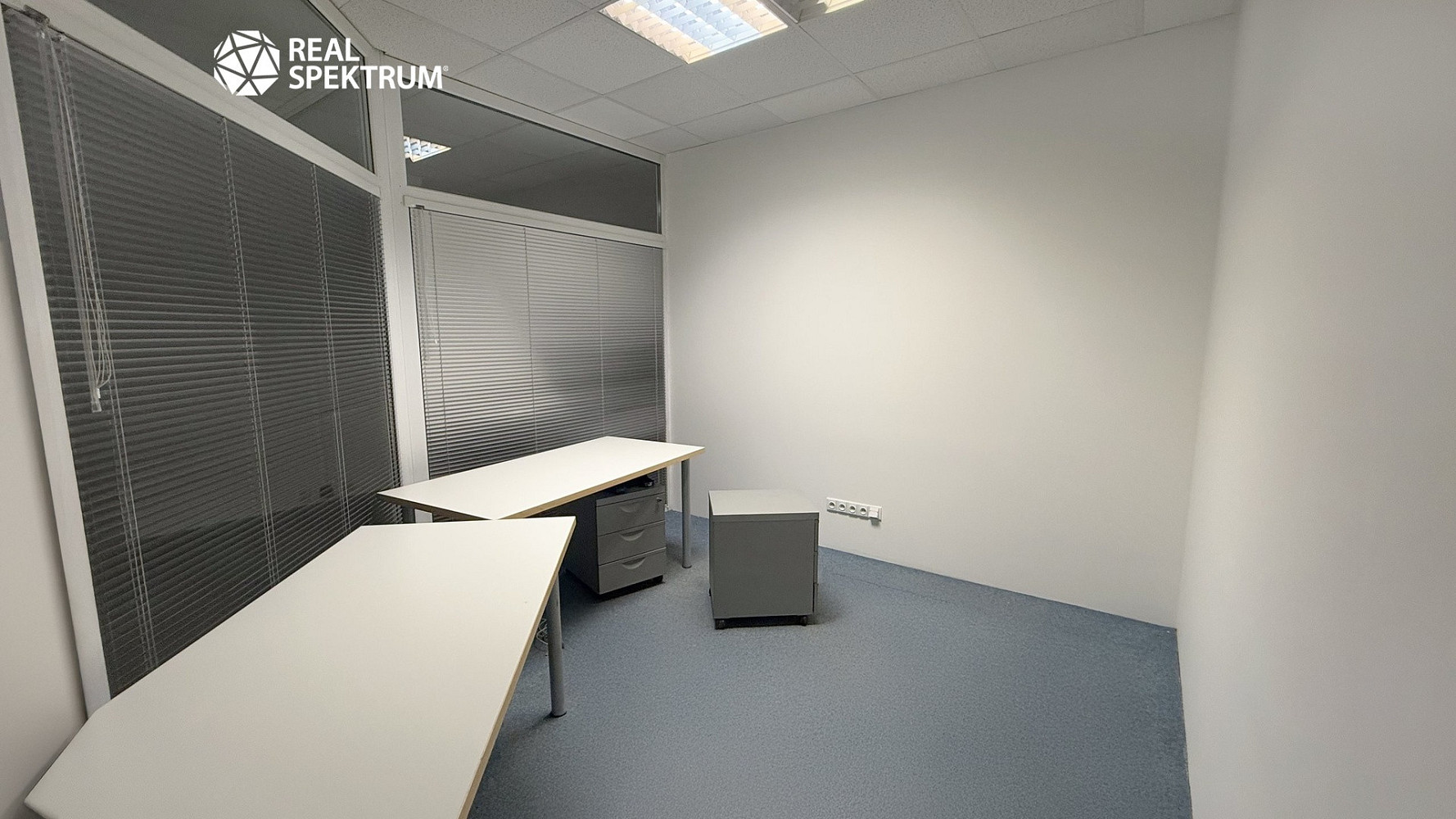 Pronájem kanceláře 92 m² – fotografie 3