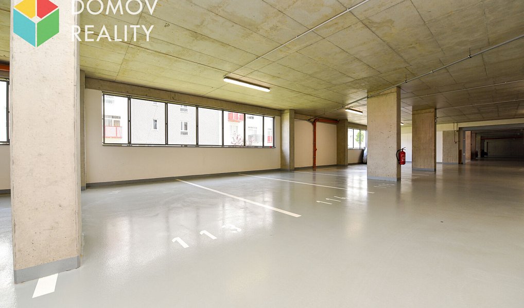 Pronájem garážového stání 12 m2 Nepilova, Beroun - Beroun-Město 1 300 Kč/měsíc, Beroun – náhled fotky 7