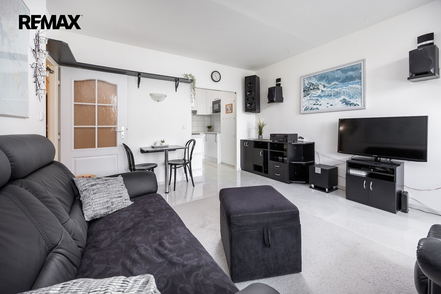 Prodej bytu 2+kk 43 m² — photo 2