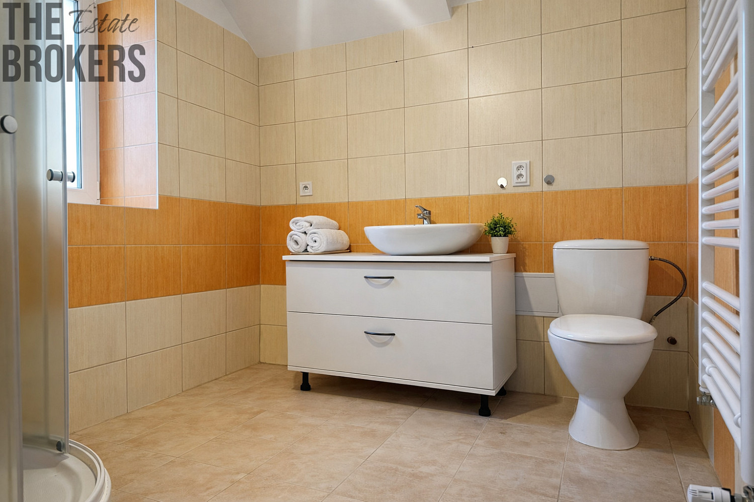 Pronájem bytu 2+kk 42 m² – fotografie 4