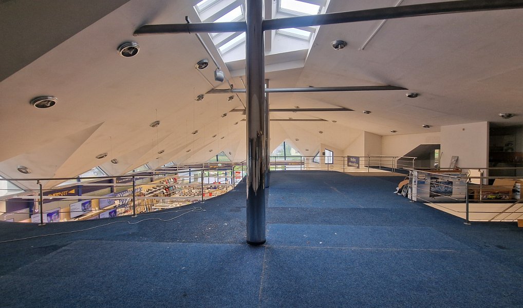 Prodej obchodních prostor 820 m², Nový Bor – náhled fotky 13
