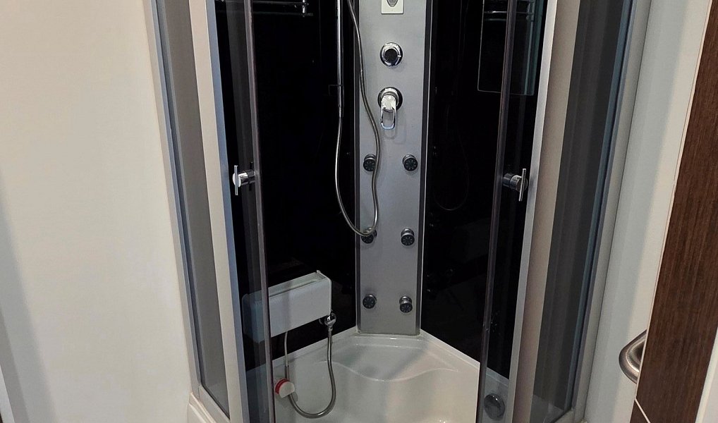Prodej bytu 1+kk 30 m², Praha – náhled fotky 9