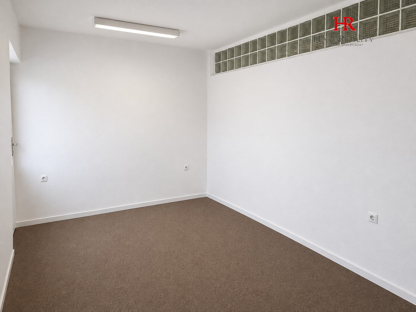 Pronájem kanceláře 21 m² – fotografie 5