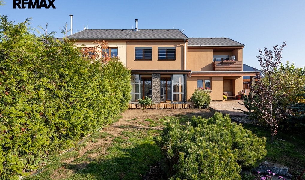 Prodej domu 199 m² s pozemkem 524 m², Hovorčovice – náhled fotky 12