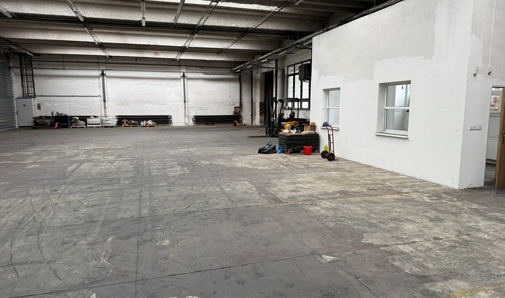 Pronájem skladovacích prostor 992 m², Ostrava – náhled fotky 2