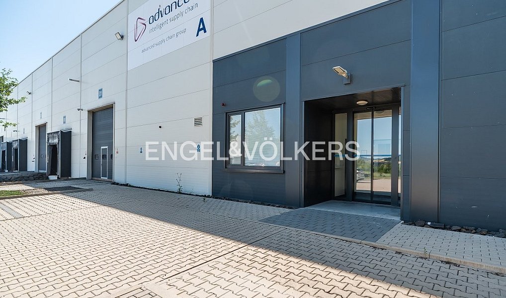 Pronájem výrobních prostor 6 513 m², Krupka – náhled fotky 2