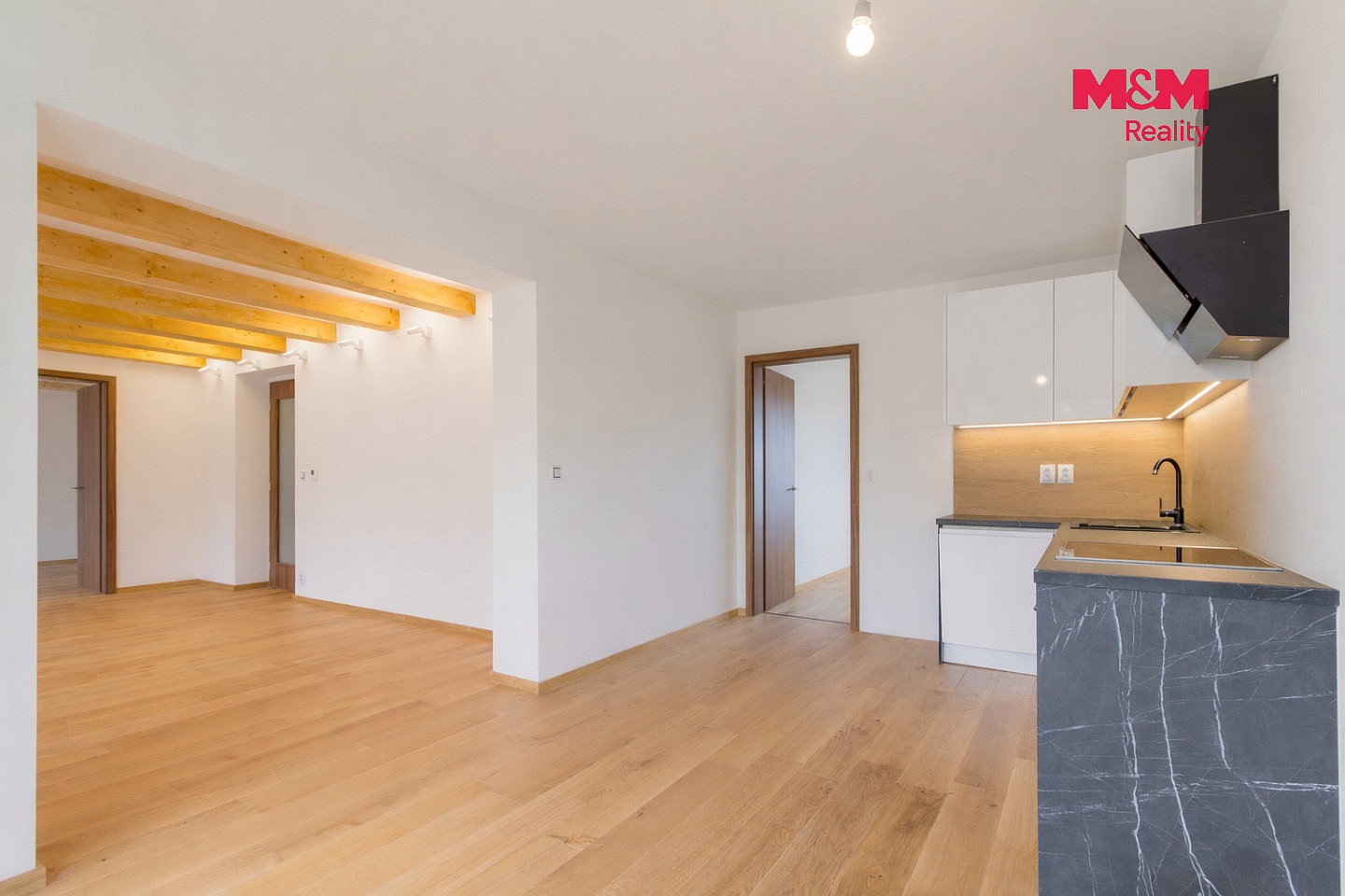 Prodej bytu 4+kk 95 m² - Widok 6