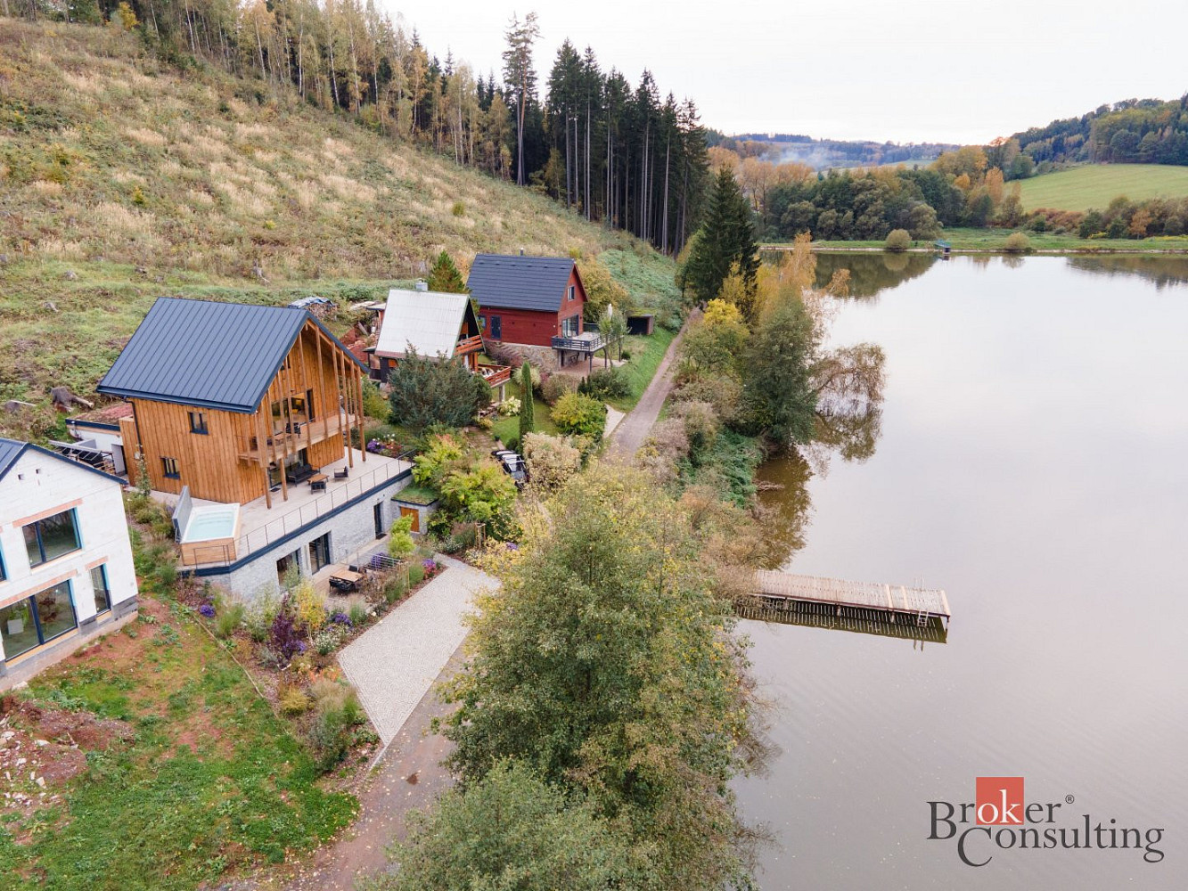 Prodej domu 214 m² s pozemkem 350 m² – fotografie 2