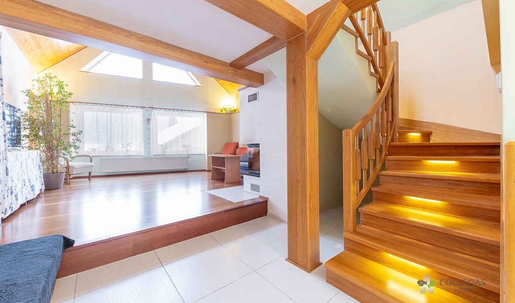 Prodej domu 258 m² s pozemkem 740 m², Lomnice – náhled fotky 10