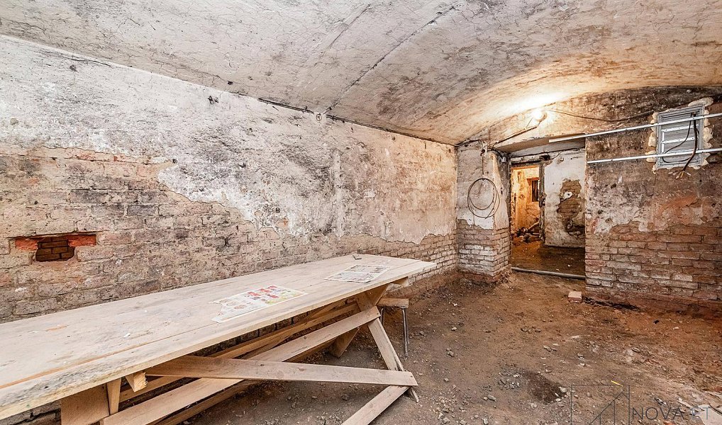 Prodej obchodních prostor 99 m², Praha – náhled fotky 13