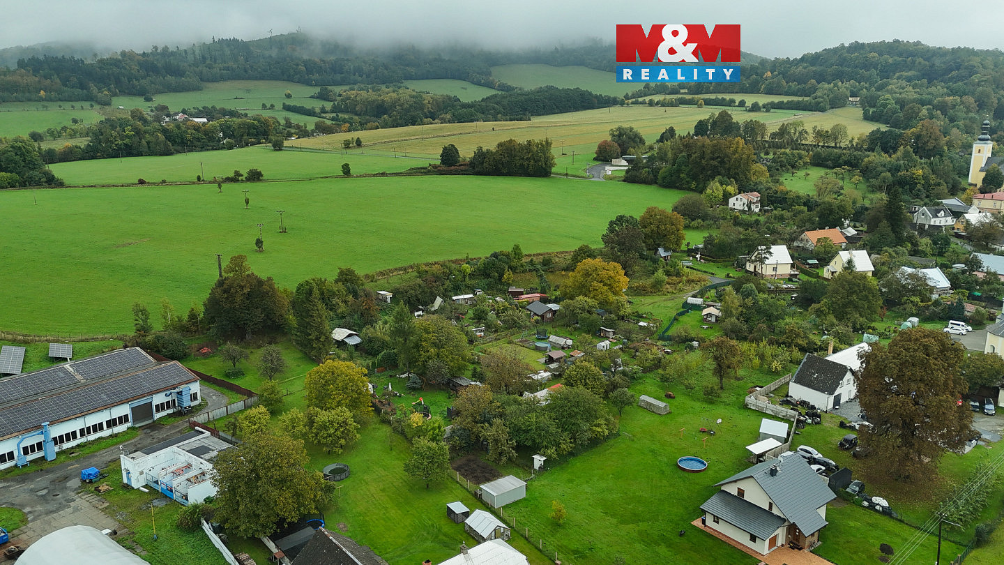 Prodej stavebního pozemku 10 656 m²