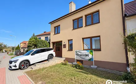 Prodej domu 192 m² s pozemkem 1 058 m², Zahrádky, Neslovice, okres Brno-venkov