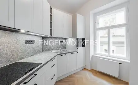 Pronájem bytu 2+1 48 m², Na zábradlí, Praha 1 - Staré Město