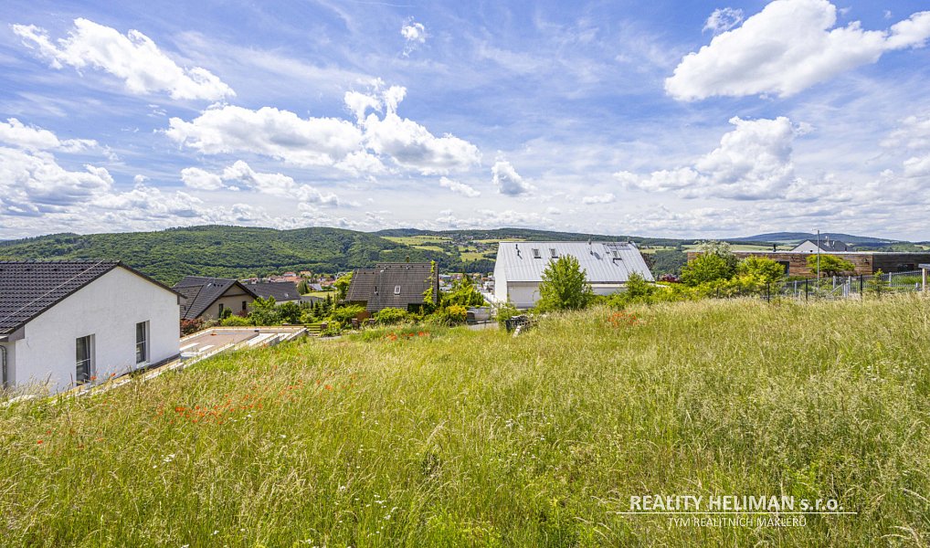 Prodej stavebního pozemku 1 037 m², Hýskov – náhled fotky 4