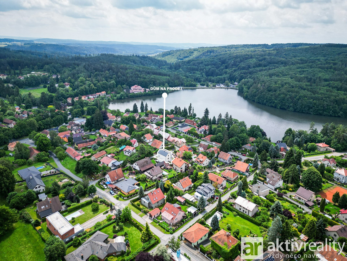 Prodej domu 248 m² s pozemkem 390 m² — photo 2