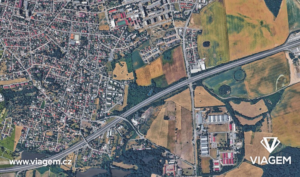 Prodej pole 486 m², Praha – náhled fotky 3