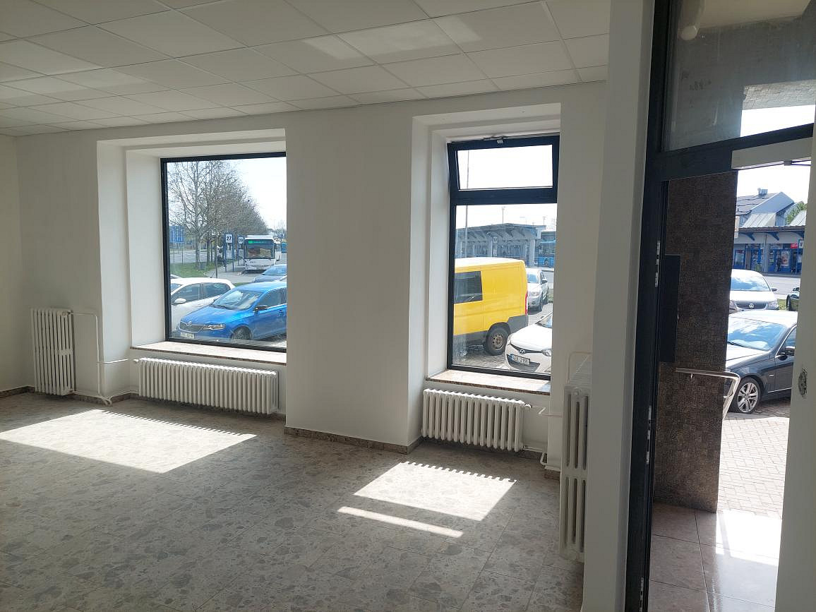 Pronájem obchodních prostor 80 m² – pohled 4