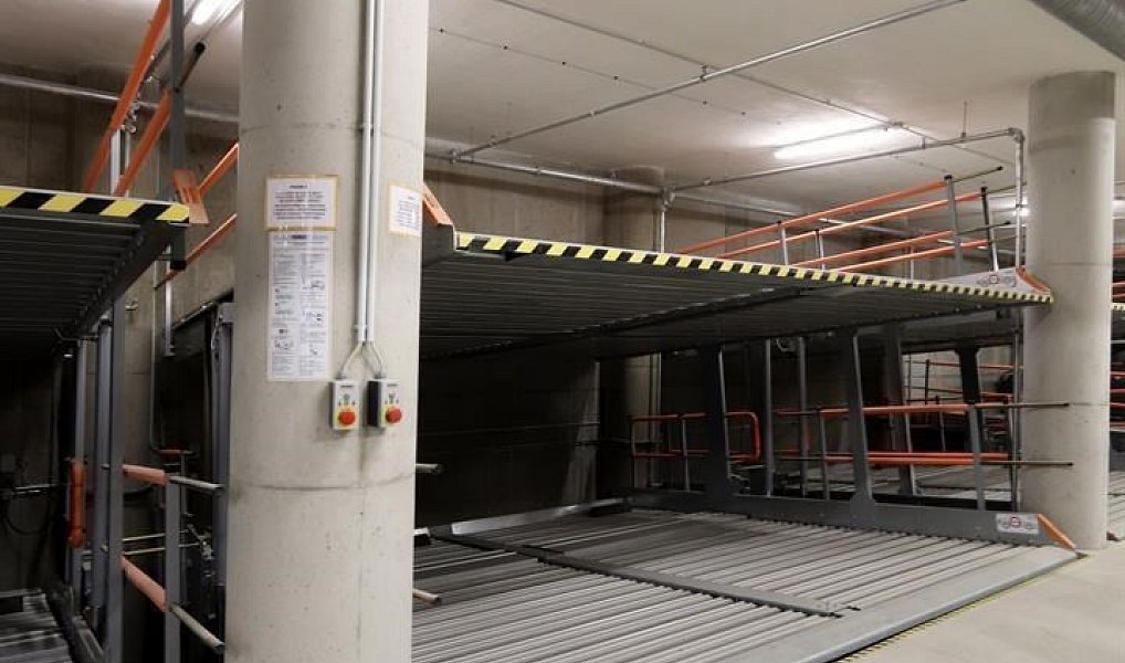 Pronájem dvou garážových stání, ul. Křenová, Brno - Trnitá, Brno – náhled fotky 2