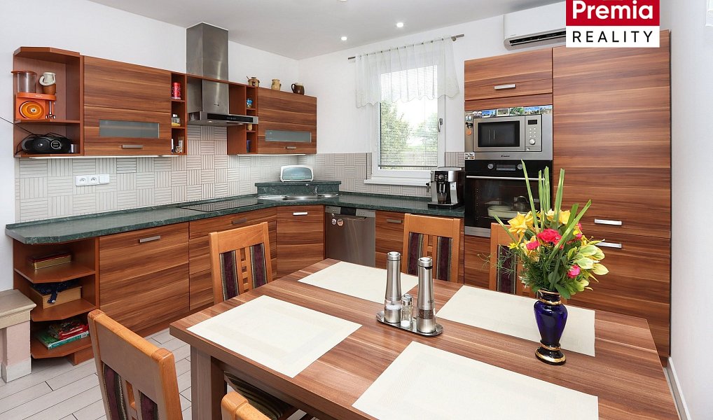 Prodej domu 140 m² s pozemkem 843 m², Šatov – náhled fotky 8