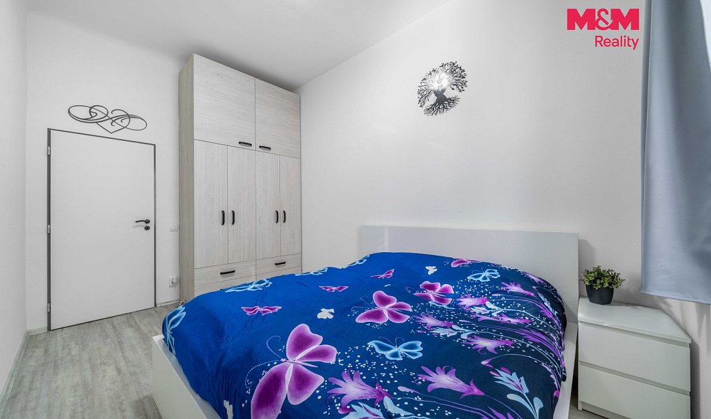 Prodej bytu 4+kk 64 m², Lochovice – náhled fotky 17
