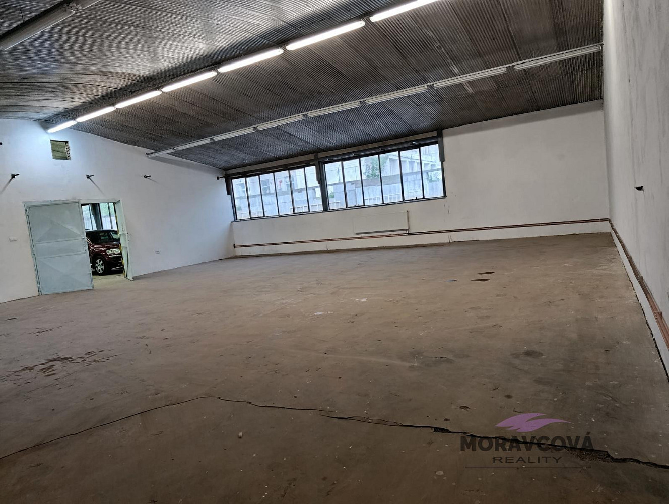 Pronájem výrobních prostor 481 m² – fotografie 2