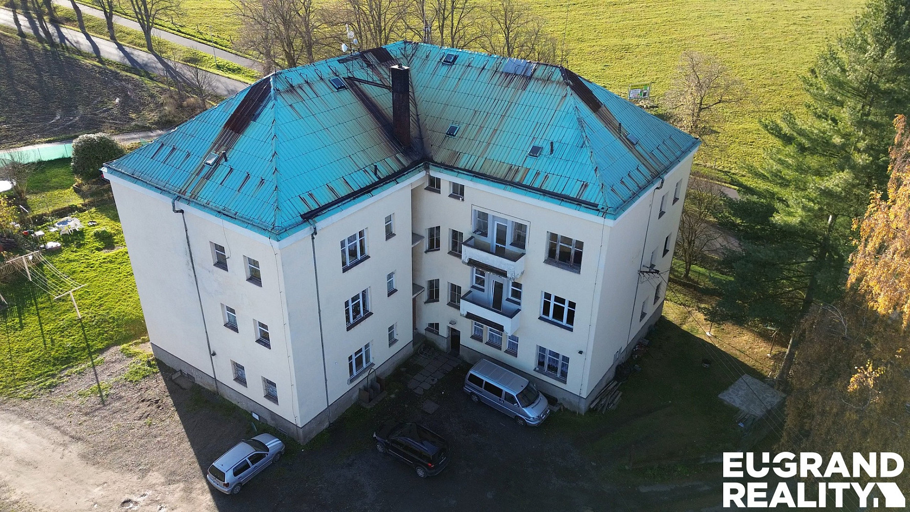 Prodej nájemního domu, činžáku 1 165 m²