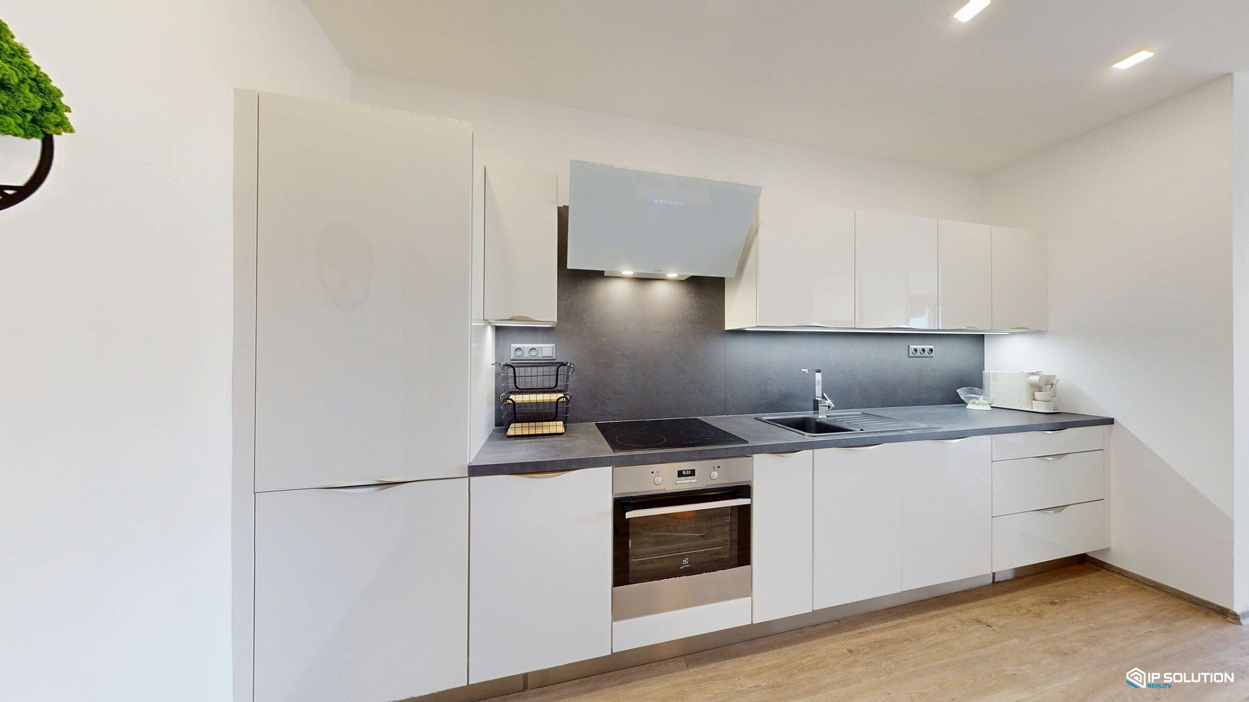 Pronájem bytu 2+kk 65 m² — photo 3