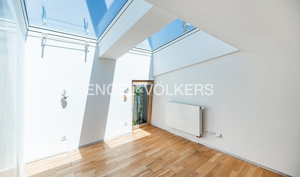 Pronájem domu 140 m² s pozemkem 154 m², Praha – náhled fotky 10