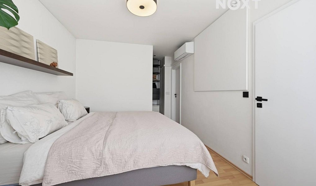 Prodej domu 180 m² s pozemkem 491 m², Jenštejn – náhled fotky 14