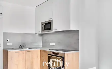 Pronájem bytu 1+kk 22 m², Třešňová, Znojmo - Přímětice