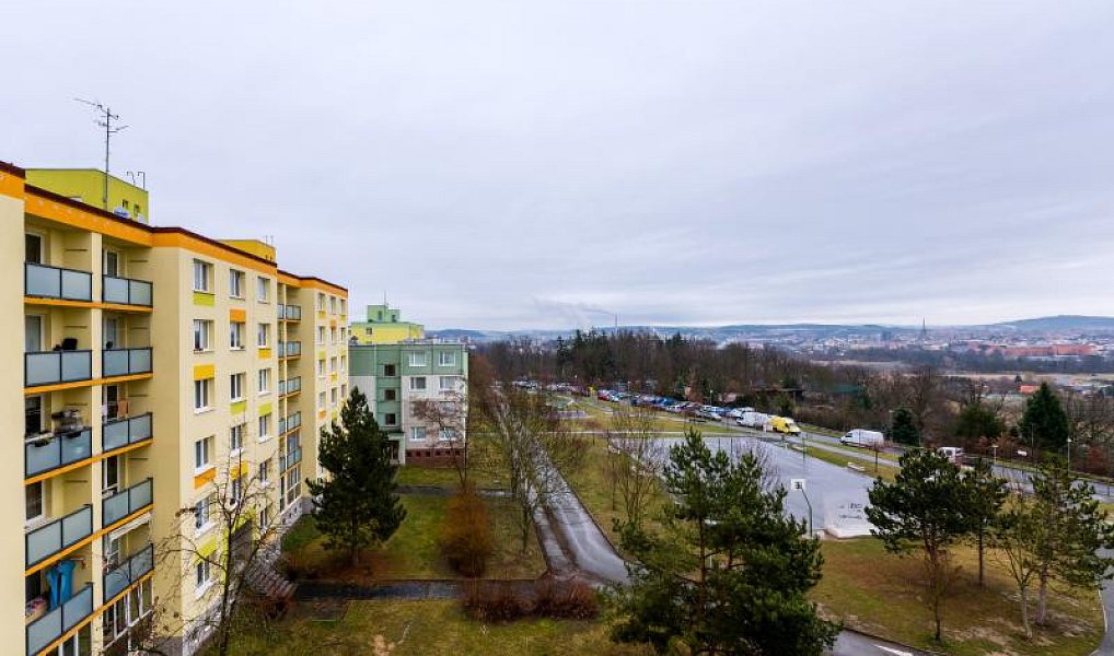 Pronájem bytu 4+1 80 m², Plzeň – náhled fotky 13