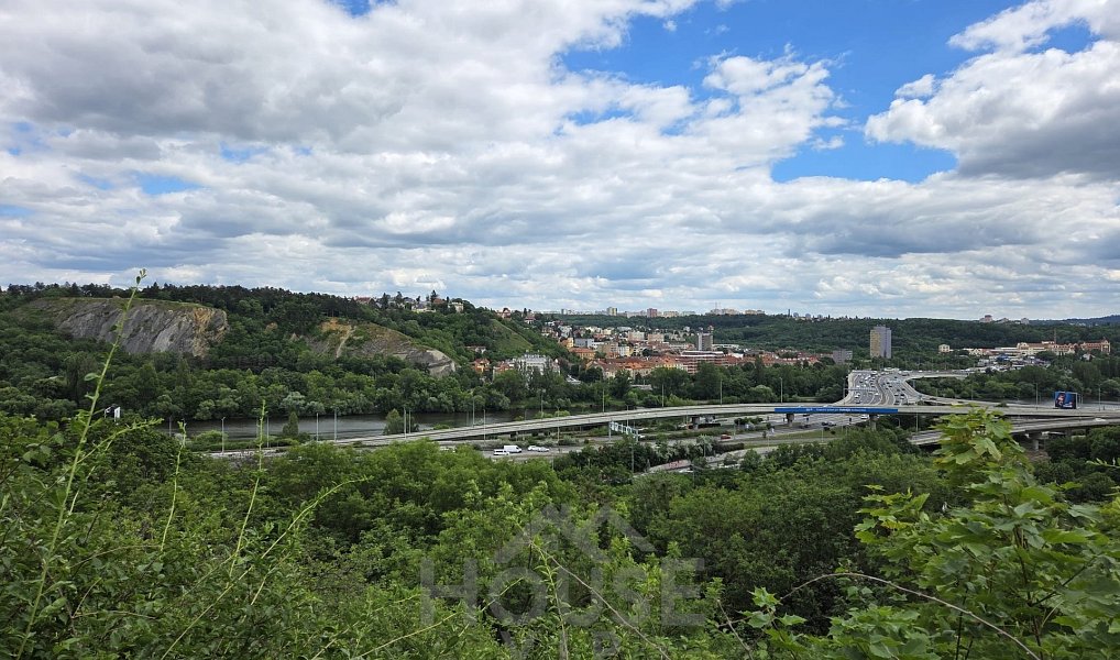 Prodej domu 430 m² s pozemkem 725 m², Praha – náhled fotky 7