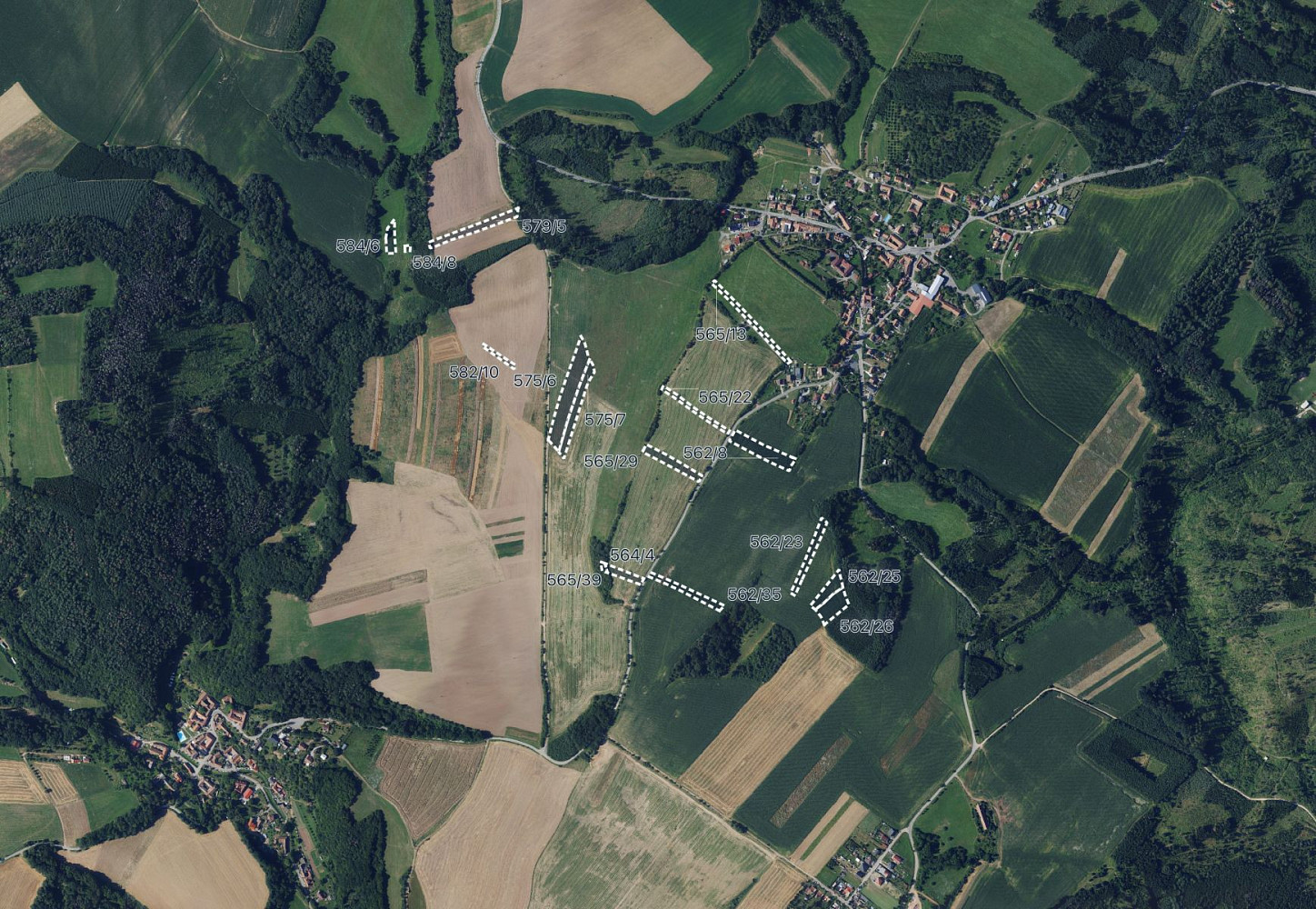 Prodej pole 9 268 m²