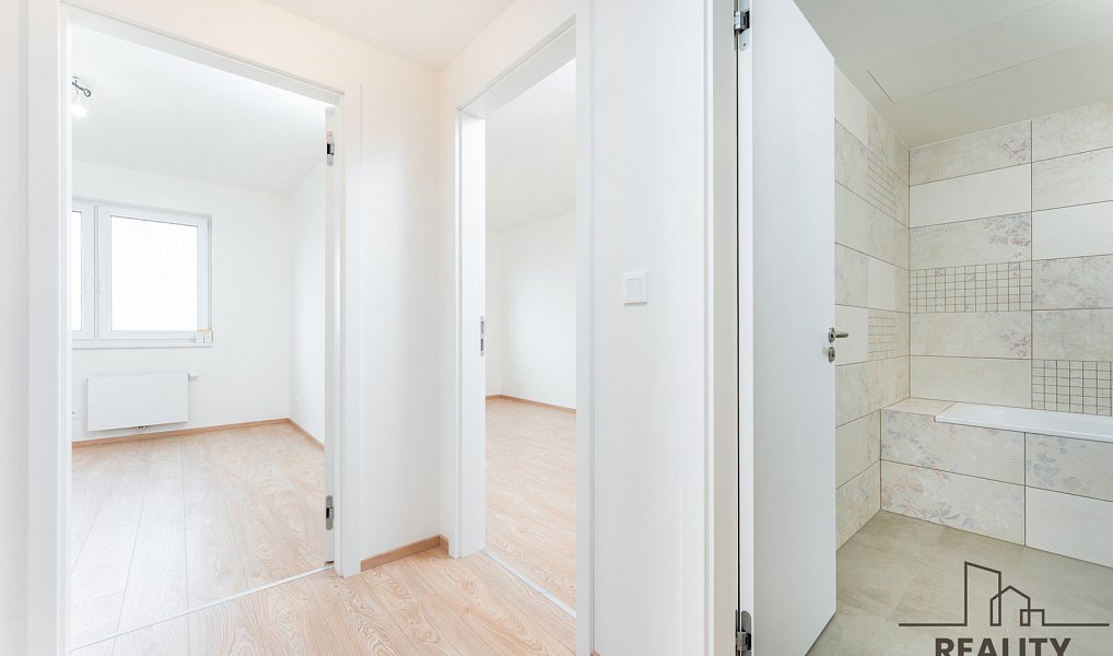 Prodej bytu 4+kk 85 m², Praha – náhled fotky 13