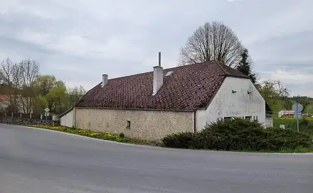 Prodej domu 200 m² s pozemkem 3 725 m², Krty-Hradec, okres Strakonice