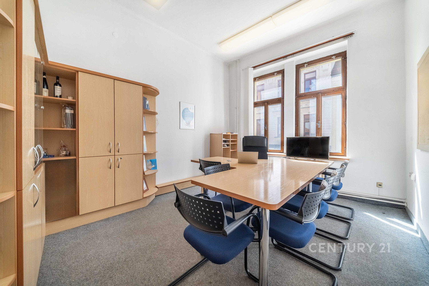 Pronájem kanceláře 59 m² – fotografie 2