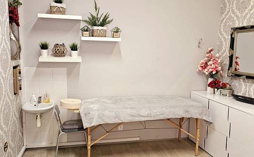 Pronájem obchodních prostor 20 m², Sokolovská, Praha 8 - Karlín