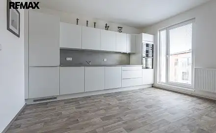 Pronájem bytu 2+kk 38 m², Vestecká, Nehvizdy, okres Praha-východ