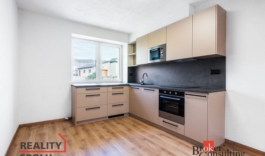 Prodej domu 216 m² s pozemkem 605 m², Bučovice – náhled fotky 22